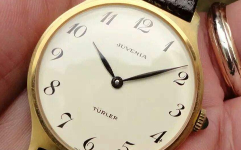 尊皇手表鏡面碎了修下多少錢