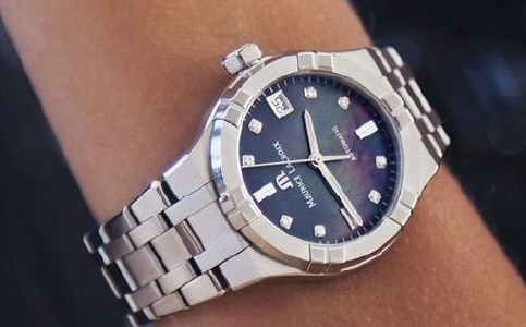 上海艾美表維修時間多久