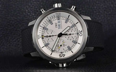 萬國手表的維修中心在哪里(萬國手表進(jìn)水)