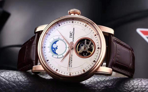 萬國手表全國售后服務部（萬國手表表殼生銹的原因）