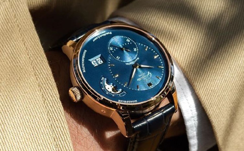 格拉蘇蒂手表全國維修點（格拉蘇蒂手表表盤裂痕）