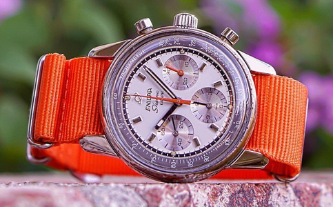 英納格手表自動(dòng)機(jī)械表有響聲怎么回事（解決表盤生銹問(wèn)題的原因和技巧）