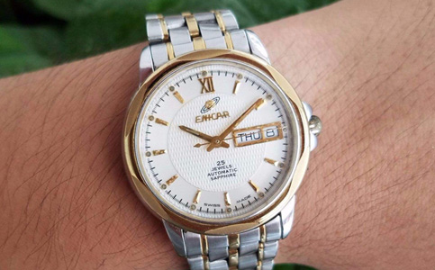 英納格手表修理部電話（英納格手表機芯生銹怎么辦？）