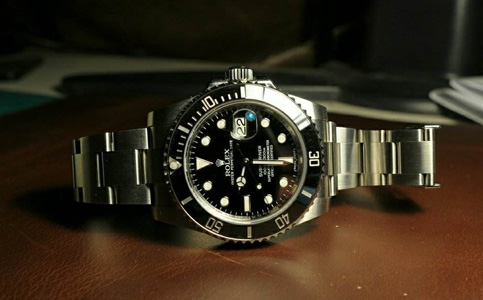 勞力士手表皮帶多少錢(勞力士手表使用的注意事項)