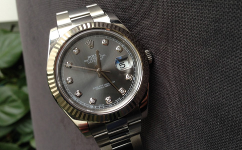 勞力士寧波售后電話（勞力士手表外觀的清潔）