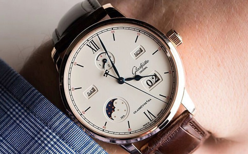 格拉蘇蒂手表維修保養(yǎng)網(wǎng)點(diǎn)（格拉蘇蒂發(fā)條一直上不緊）