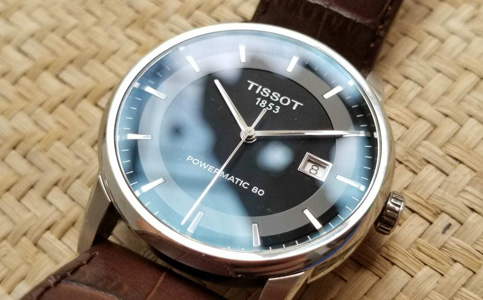 天梭維修服務(wù)中心（處理天梭手表外觀劃痕的方法）