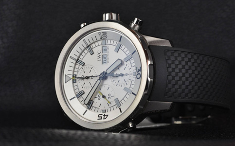 萬國維修服務中心（解決萬國手表走慢的方法）