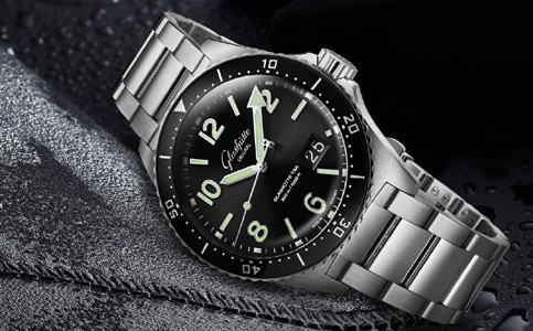 格拉蘇蒂售后維修電話王（手表摔壞后的維修方法）