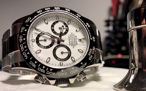 勞力士維修服務(wù)地址（處理勞力士手表表殼生銹的方法）