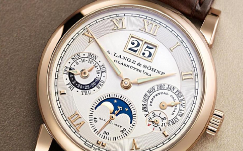 朗格全國官方售后維修中心（正確處理朗格手表臟污的方法）