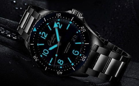 格拉蘇蒂手表售后服務(wù)維修熱線（處理格拉蘇蒂手表進(jìn)灰的問題）