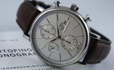 萬國手表維修點售后電話（萬國手表的表蒙受到損傷）